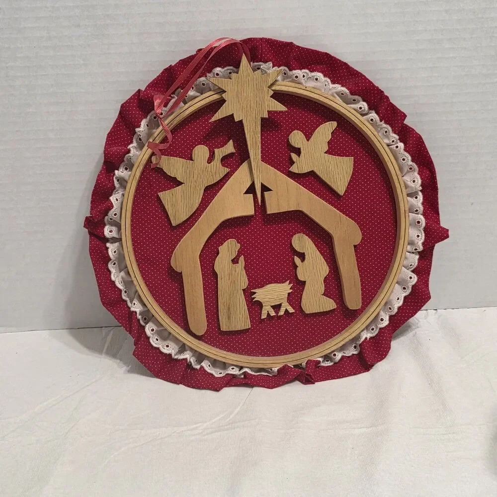 Vintage Nativity Wreathe Wook and Red Fabric